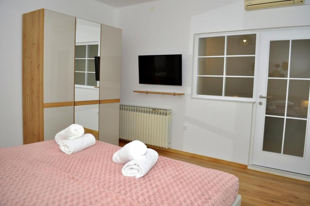 Apartments Ratko Tucepi Luaran gambar