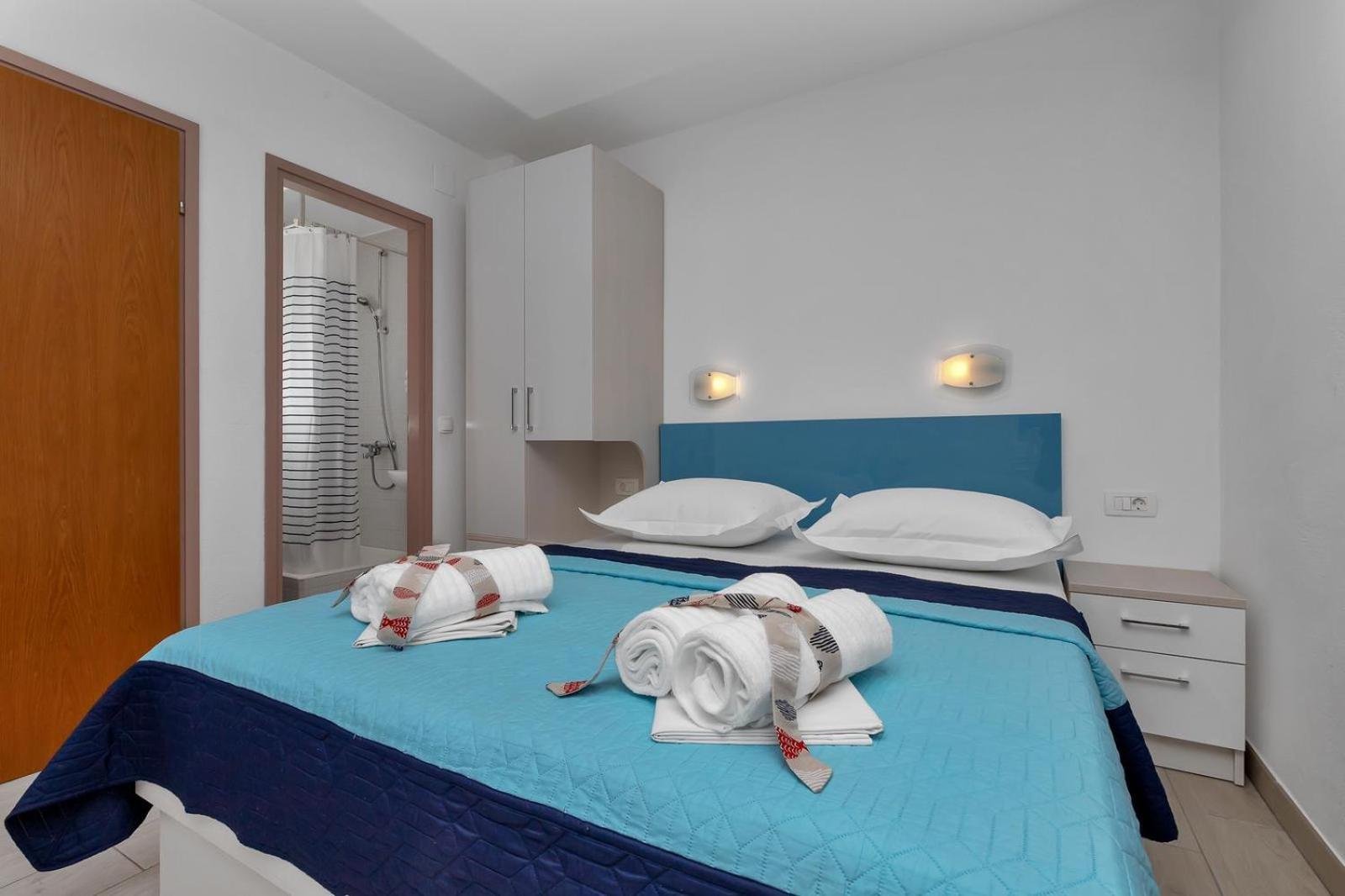 Apartments Ratko Tucepi Bilik gambar