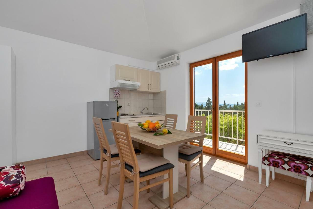 Apartments Ratko Tucepi Luaran gambar