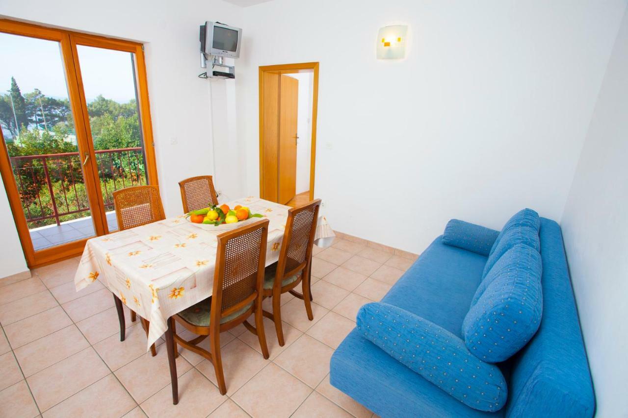 Apartments Ratko Tucepi Luaran gambar