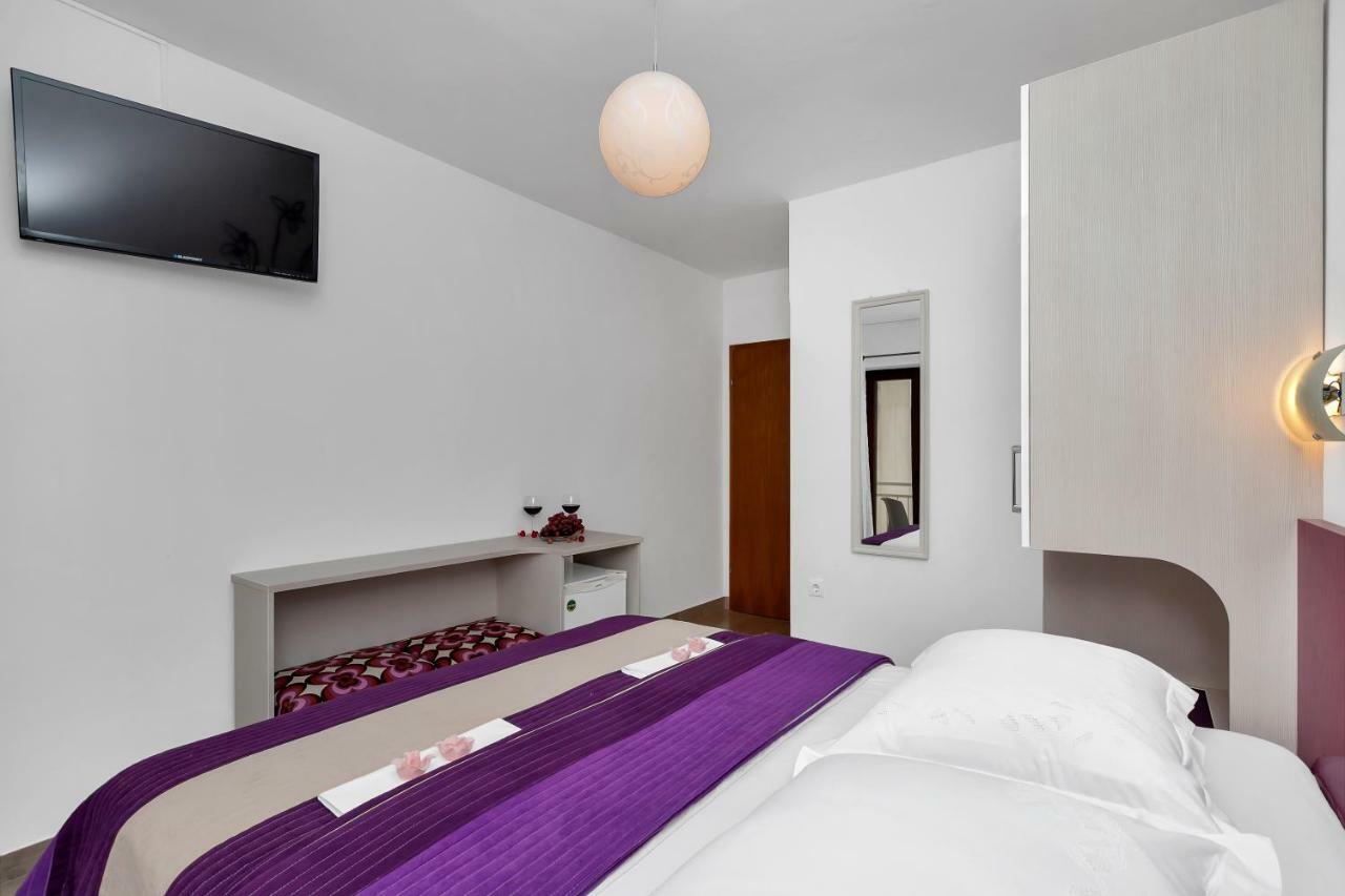 Apartments Ratko Tucepi Luaran gambar